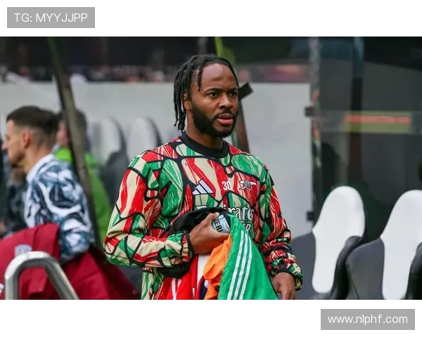 英超球员佩戴臂带黑纱的事件及背景说明